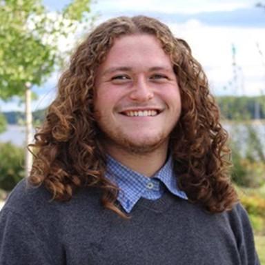 headshot of U N E undergraduate admissions student ambassador Nicholas Chamberlain-Nunes